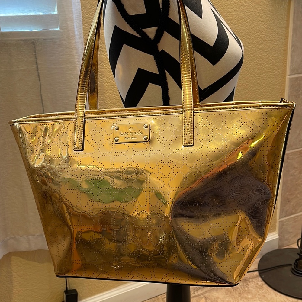 Kate Spade shoulder purse 👛